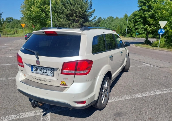 Fiat Freemont cena 42000 przebieg: 245000, rok produkcji 2013 z Świętochłowice małe 191